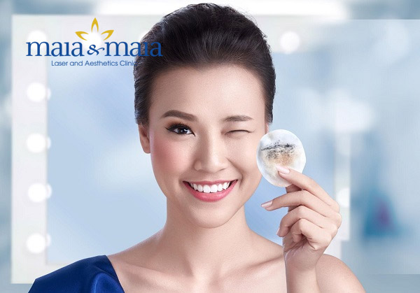 Tẩy trang giúp loại bỏ dầu thừa, bụi bẩn từ trong lỗ chân lông Tẩy trang giúp loại bỏ dầu thừa, bụi bẩn từ trong lỗ chân lông