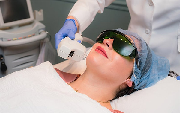 Công nghệ nâng cơ trẻ hóa da Ultherapy Công nghệ nâng cơ trẻ hóa da Ultherapy