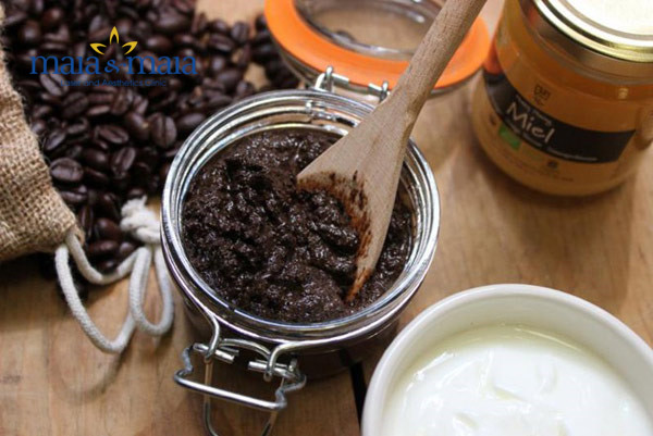 Tẩy da chết bằng bã cà phê Tẩy da chết bằng bã cà phê
