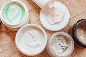 Tránh mua phải "kem trộn" được bán trôi nổi