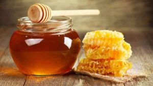 Mật ong giúp tóc suôn mượt chắc khỏe