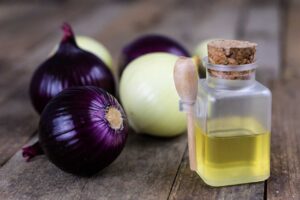 Nước ép hành tây là một phương pháp giúp kích thích mọc tóc