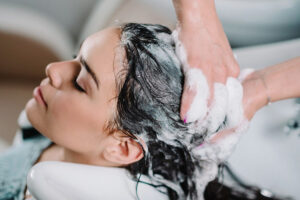 Chọn loại dầu gội đúng với tình trạng tóc của mình