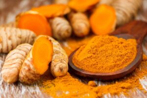 Curmin trong nghệ có tác dụng làm sáng da rất tốt