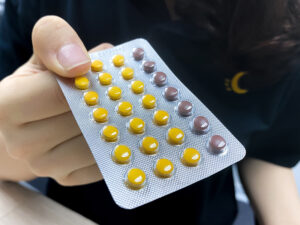 Thuốc tránh thai có thể gây rối loạn nội tiết tố nếu không được sử dụng hợp lý