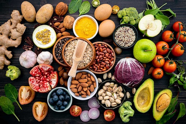 Các dưỡng chất cần thiết cho sự phát triển của tóc có thể tìm trong thấy trong thực phẩm
