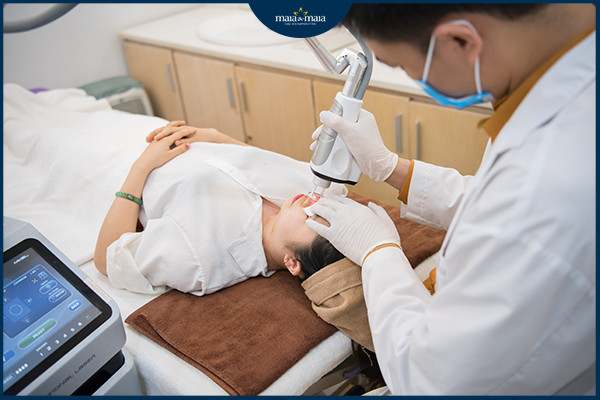 Sử dụng laser trong hỗ trợ điều trị sẹo mụn