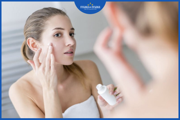 Một số thuốc kháng sinh dạng bôi hoặc uống có thể được sử dụng trong hỗ trợ điều trị mụn