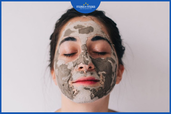 Mặt nạ có thể lấy đi dầu thừa và làm sạch sâu lỗ chân lông