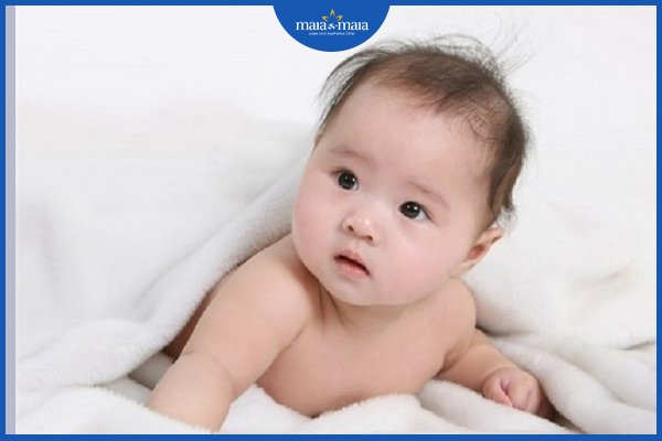 rụng tóc ở trẻ